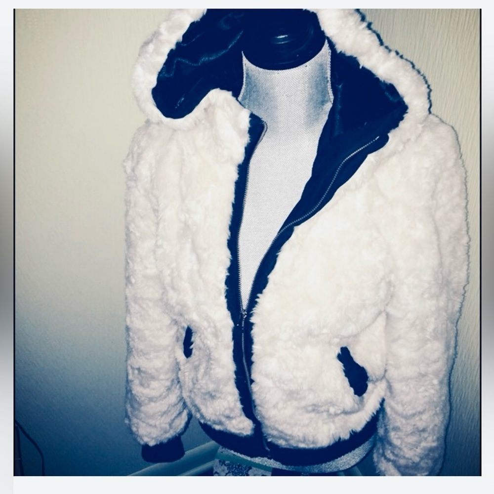 NWOT Faux Fur Bomber Jacket
